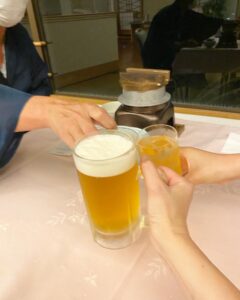 まずはビールで乾杯